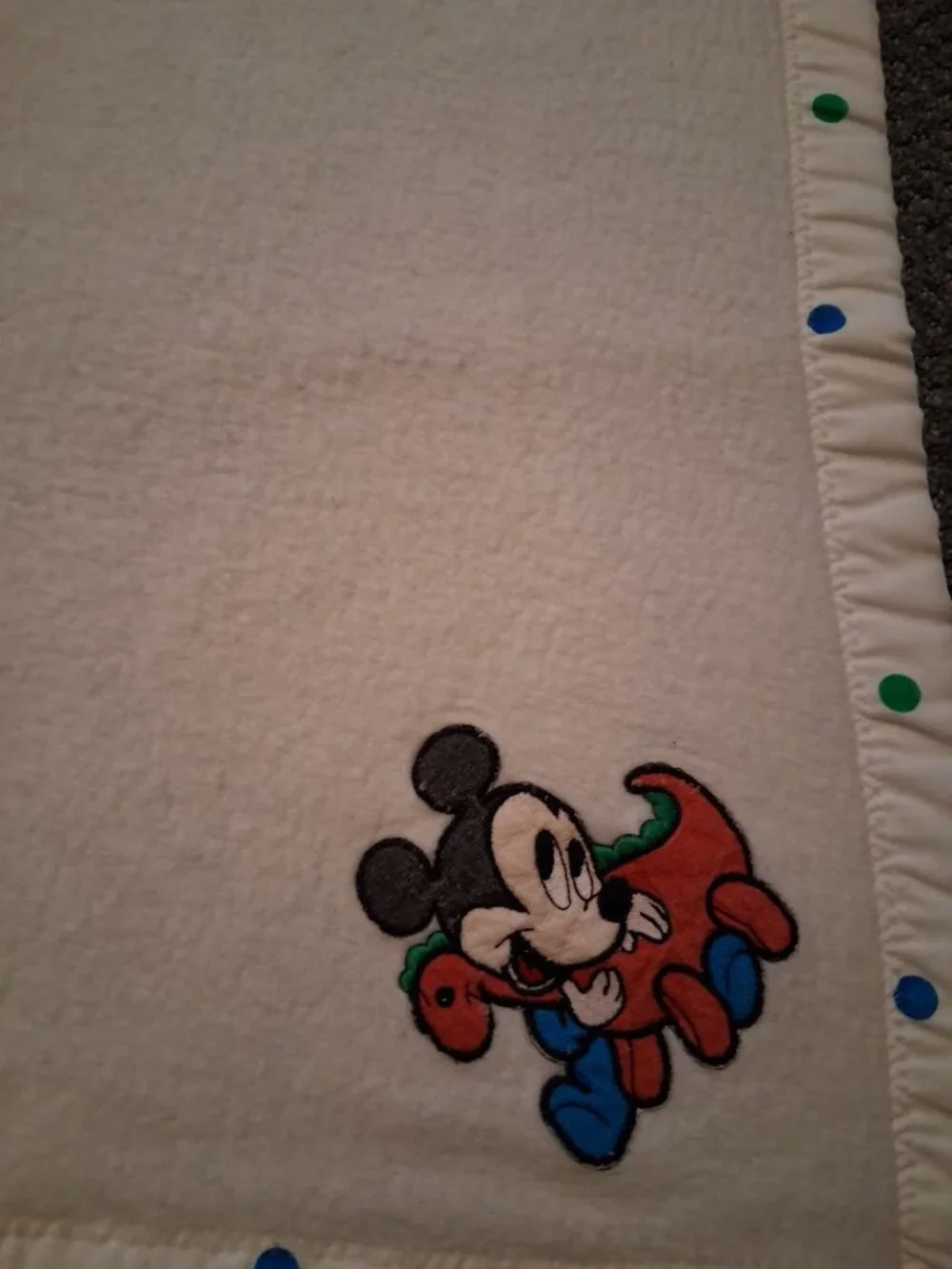 Vtg Disney Mickey Mouse & Dinosaur Acrylic Baby Blanket Polka Dot Trim USA